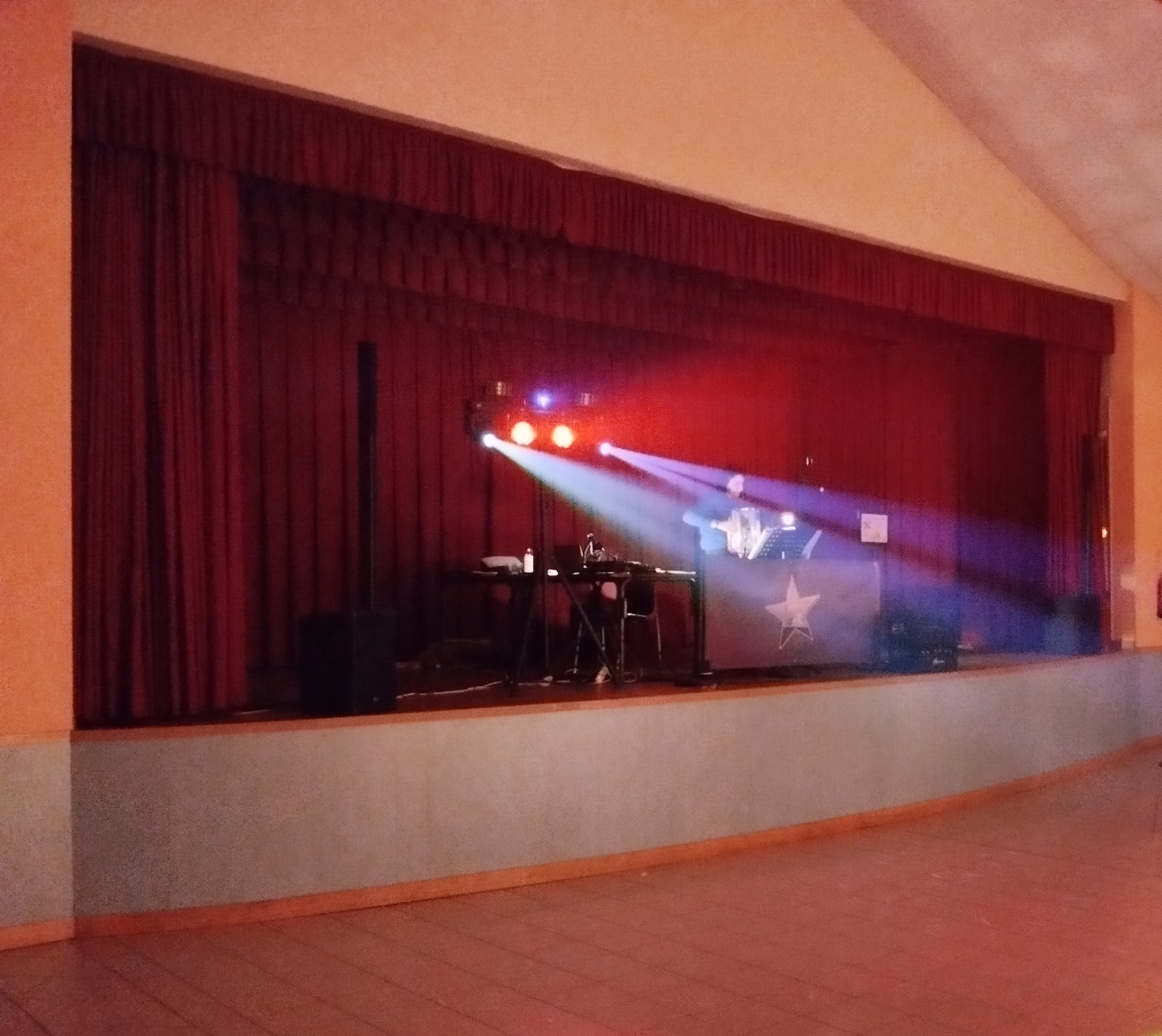 St Nizier-sous-Charlieu 2 (42).png